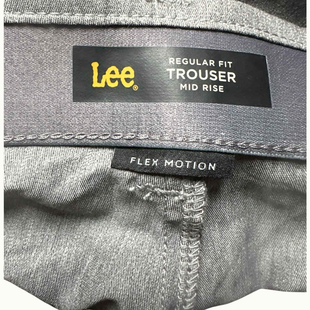 Lee Women’s Regular Fit Mid-Rise Trouser Pants – Gray – Size 16 – New With Tags - Picture 9 of 11